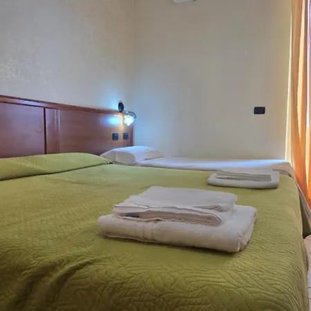 Hotel Ristorante La Decanata 3*